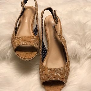 NWOT TAMY Kelly & Katie Natural Sandals
